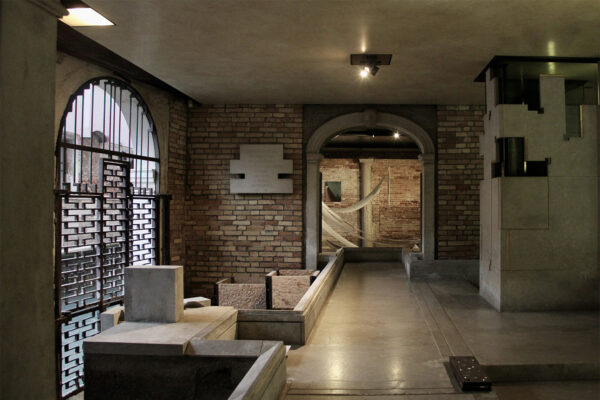 NOTHING PRECISE. THAT IS: ARCHITECTURES, STRATEGIES, HERESIES, IMMEDIATE HAPPINESS , AVOIDING THE WAIT STORIES, DISCOVERIES, AND GENEALOGIES FOR BETTER TIMES.